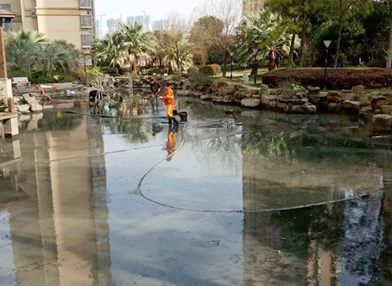 南漳景观池淤泥清理